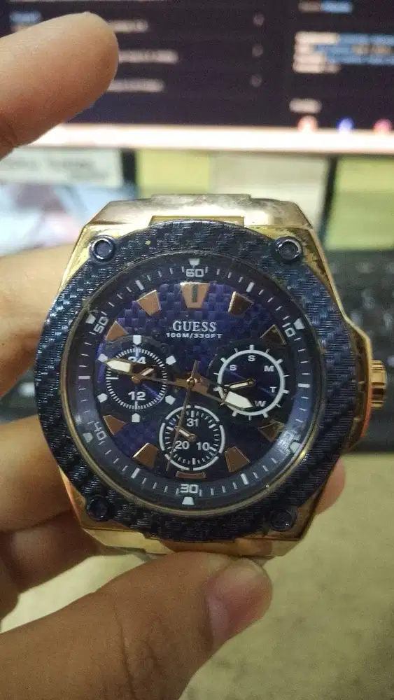 JAM TANGAN GUESS