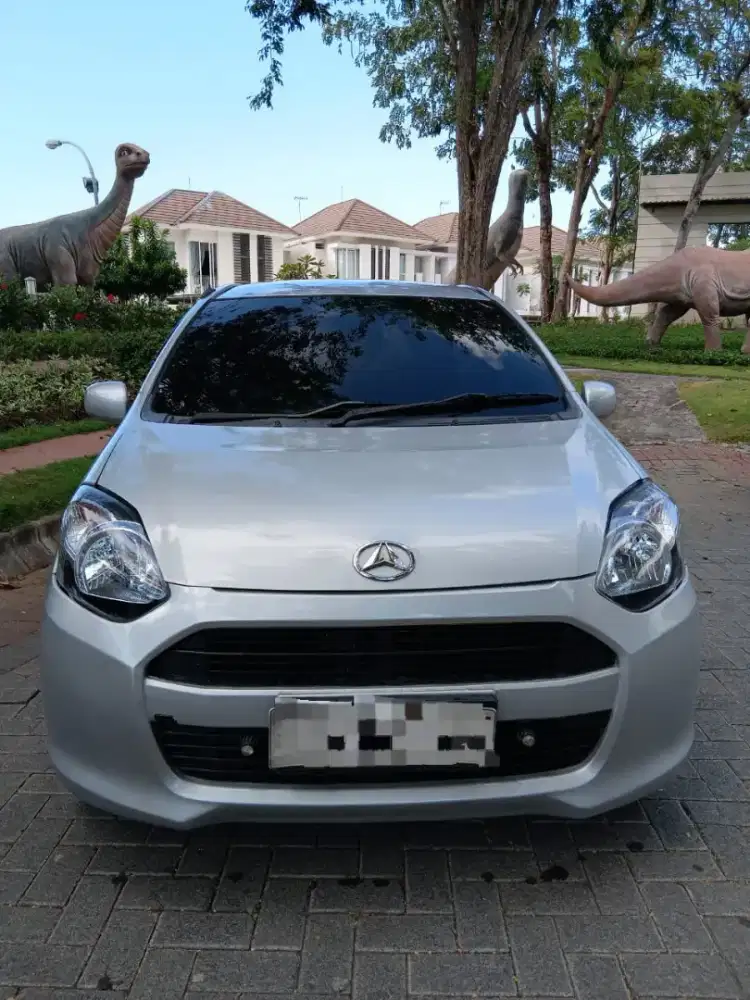 Daihatsu Ayla M 2013 manual siap pakai terawat !