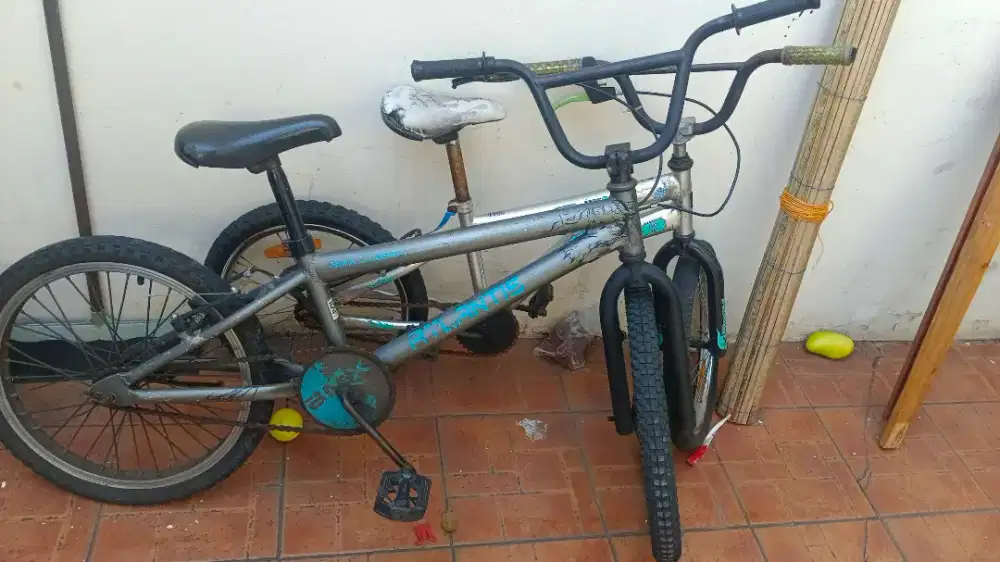 Sepeda dapet dua biji