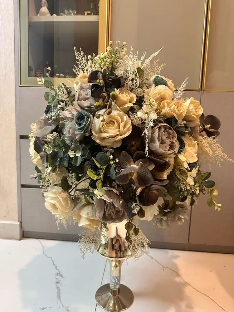 Bunga mawar hiasan ruangan