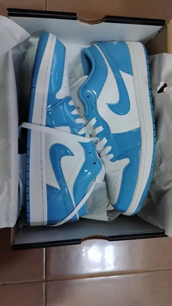 Sepatu Basket Air Jordan 1 Low SE Legend Blue size 42,5