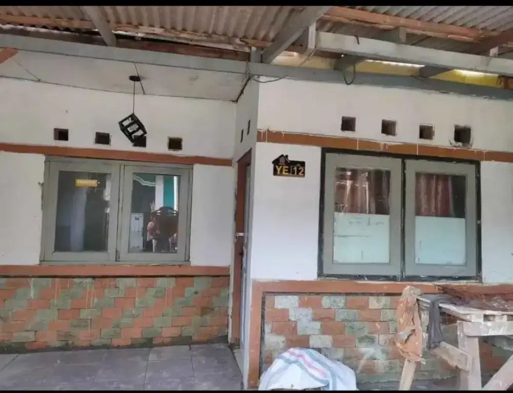 Di jual rumah di perumahan karaba