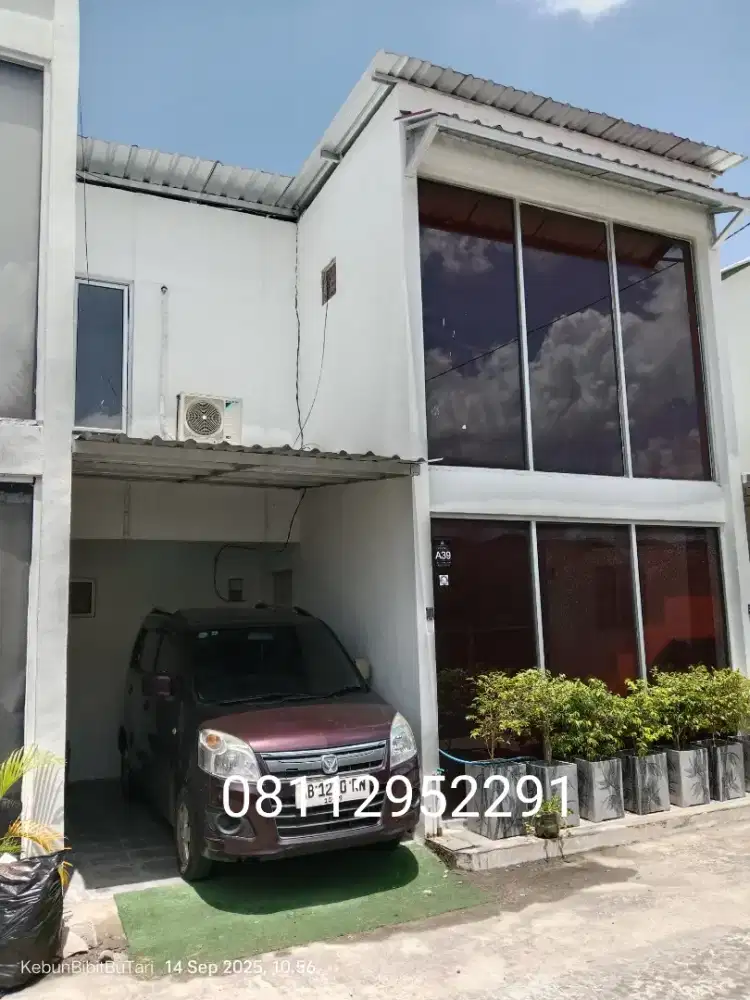 Villa mezanine minimalis dekat UII
