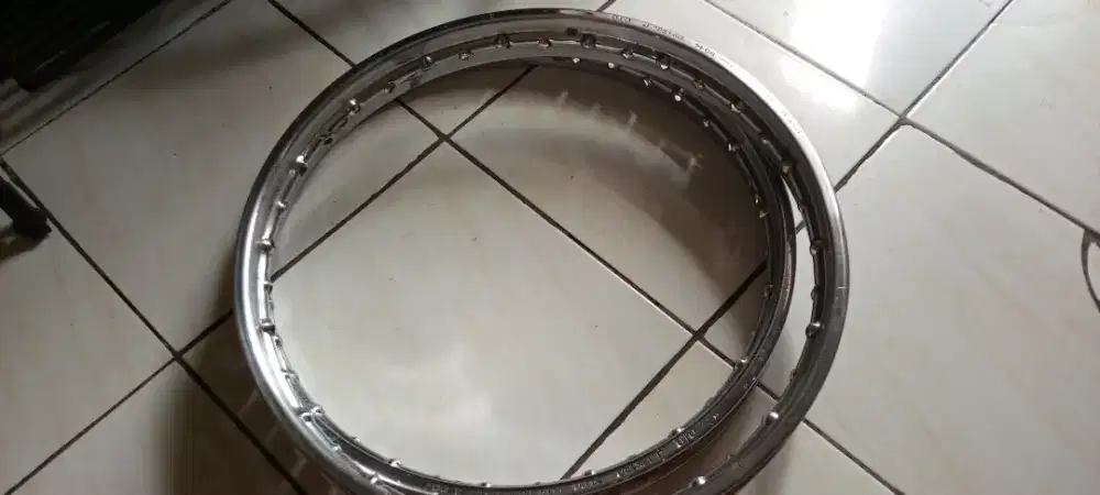 VELG R17 SEPASANG 125 NETT.