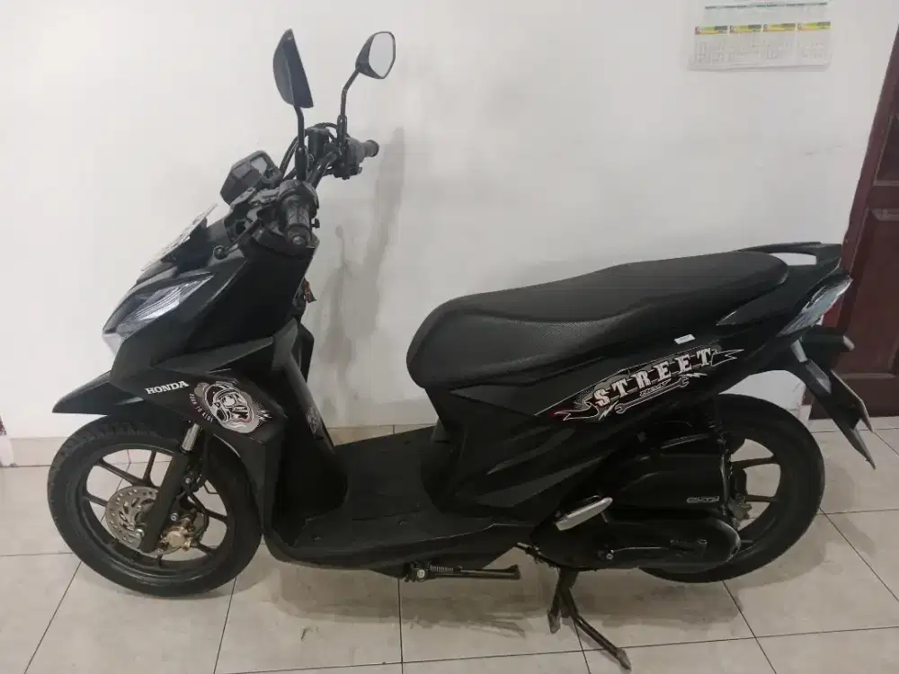 Honda Beat Street 2023, Low KM, Pajak Full setahun
