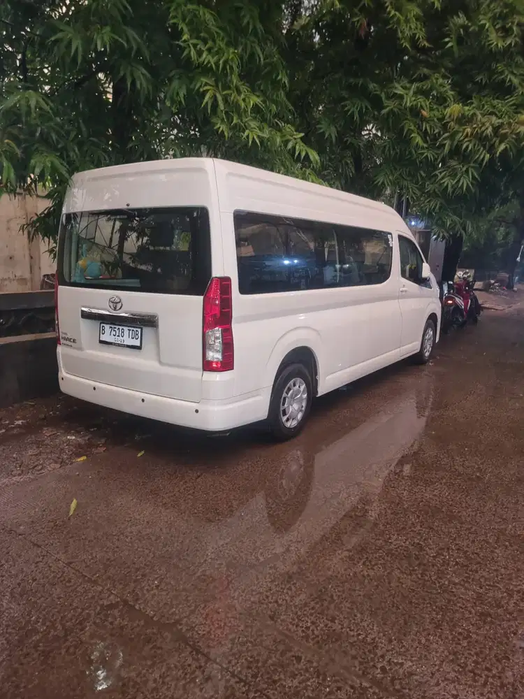 Toyota Hiace 2023 Diesel