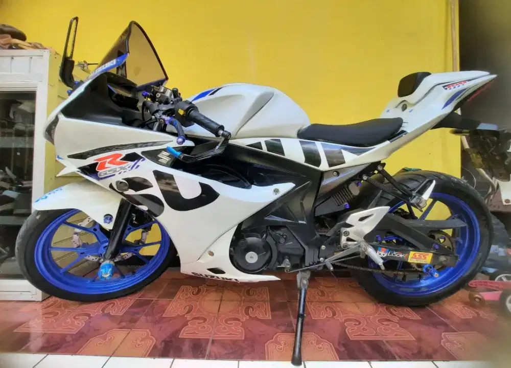 Jual Suzuki GSX r150 Nego