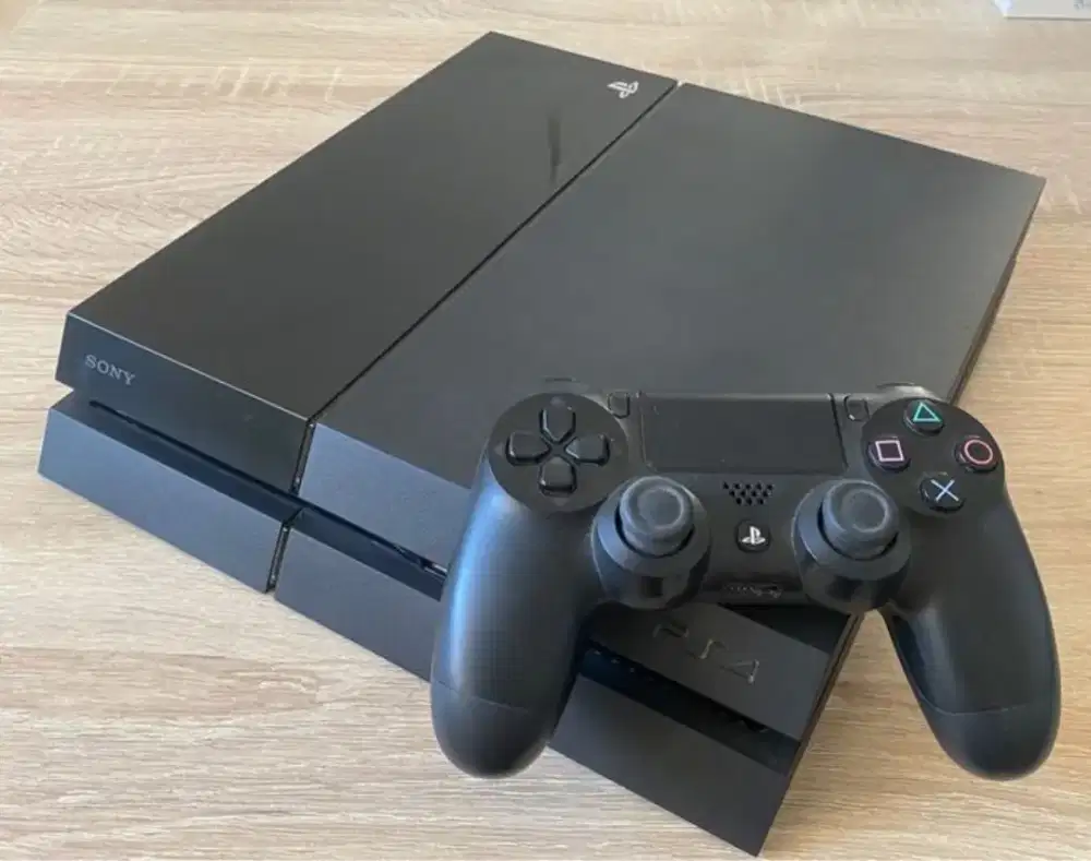 PS4 FAT ORIGINAL 500GB + 1 STICK