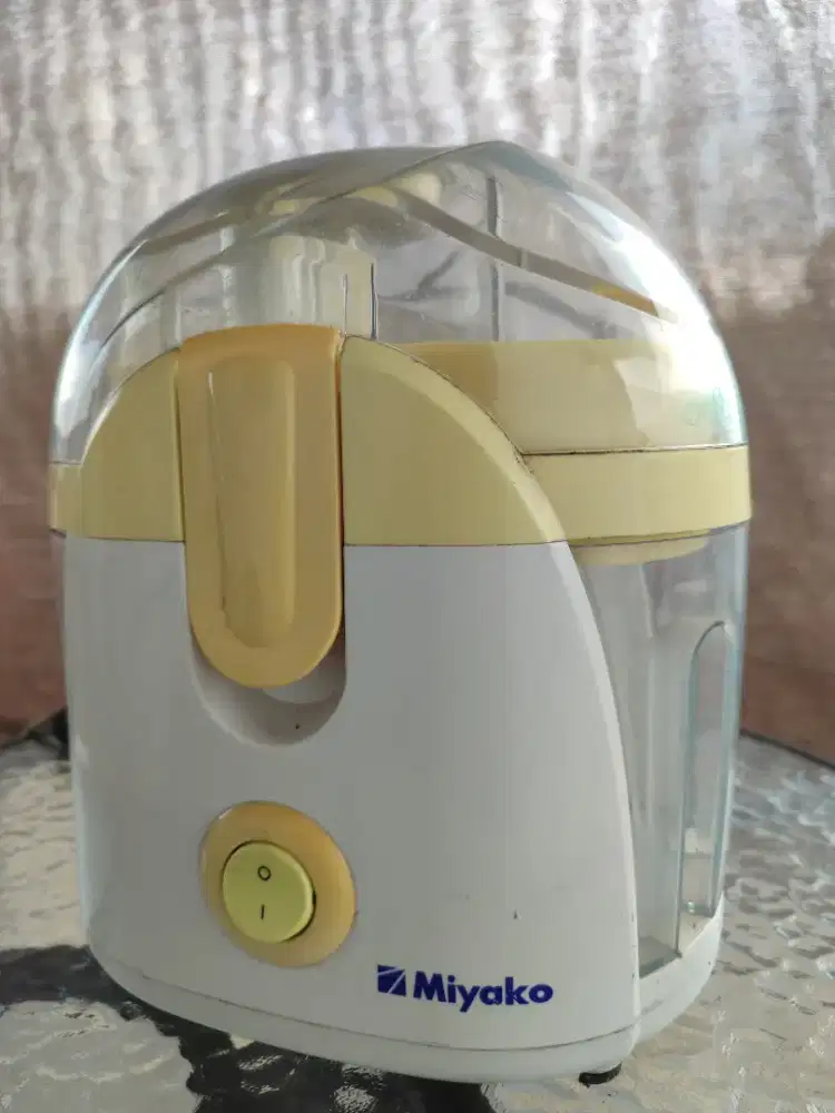 Blender Miyako JE-607