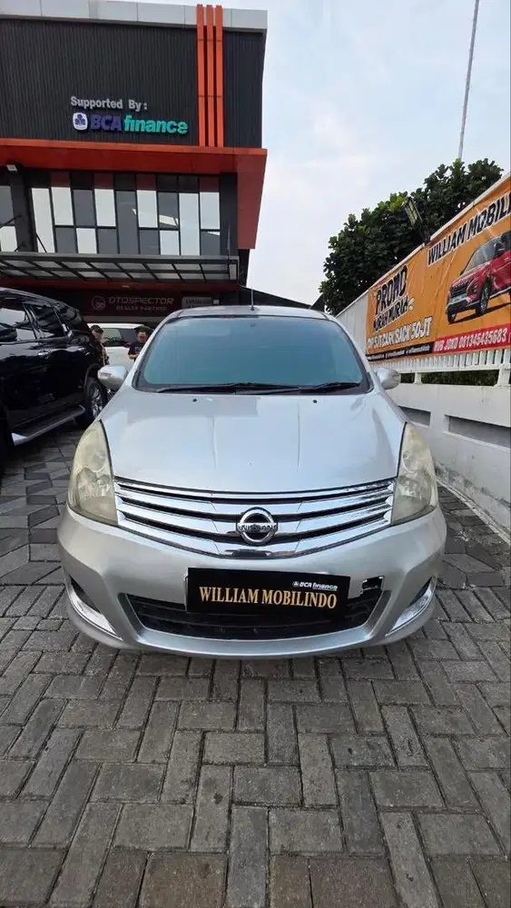 Nissan Livina xv manual Tahun 2012