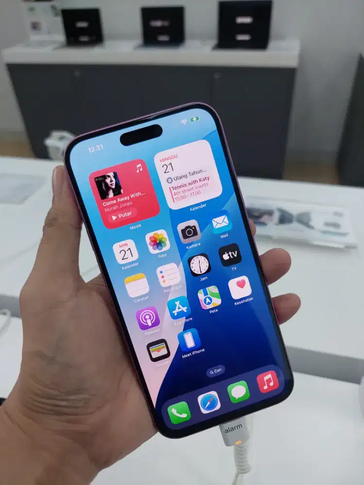 Kredit iPhone 16 Plus 128 Dp 0 Potongan 2X Angsuran