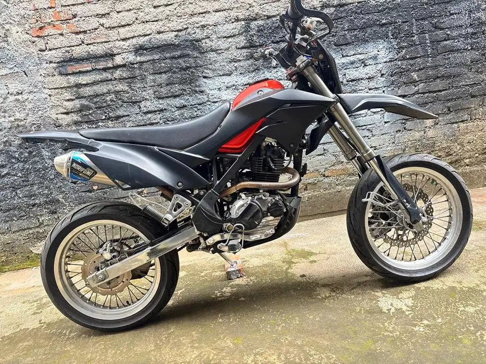 JUAL CEPAT KAWASKI DTRAKER