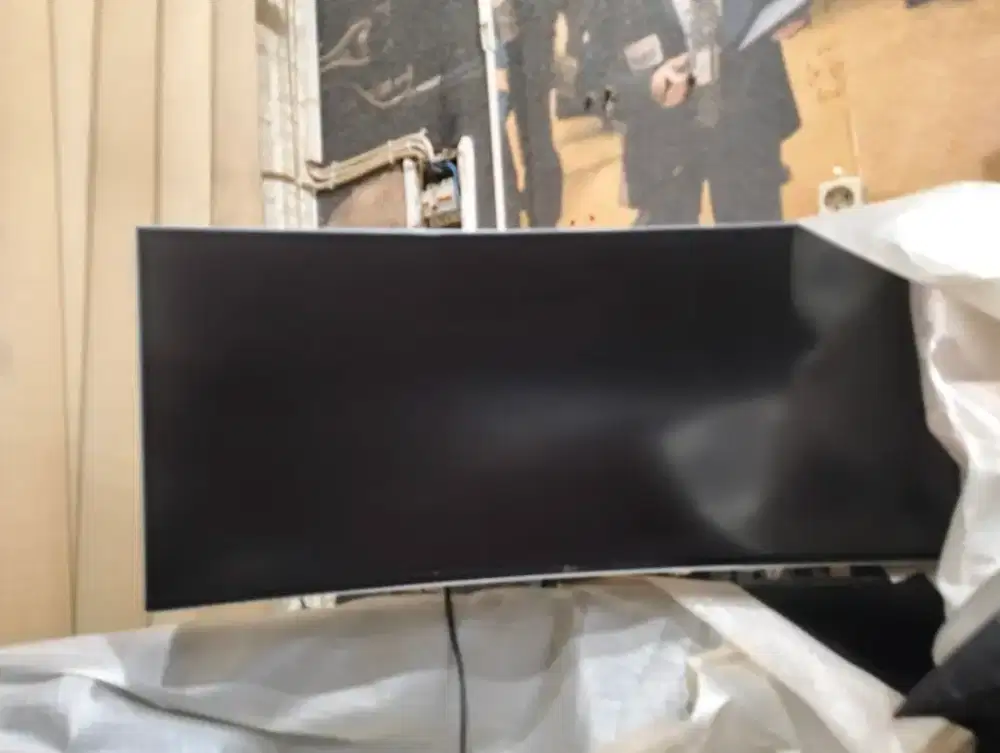 Dijual monitor merk lg