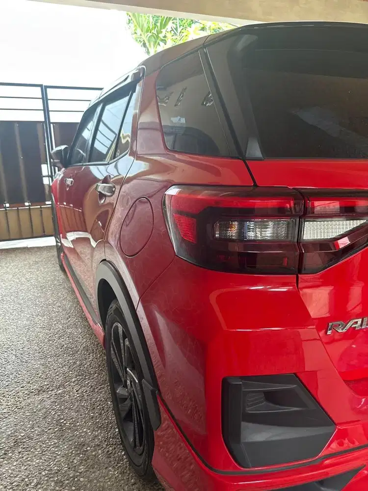 Toyota raize 1.0 GR sport two tone TSS merah hitam
