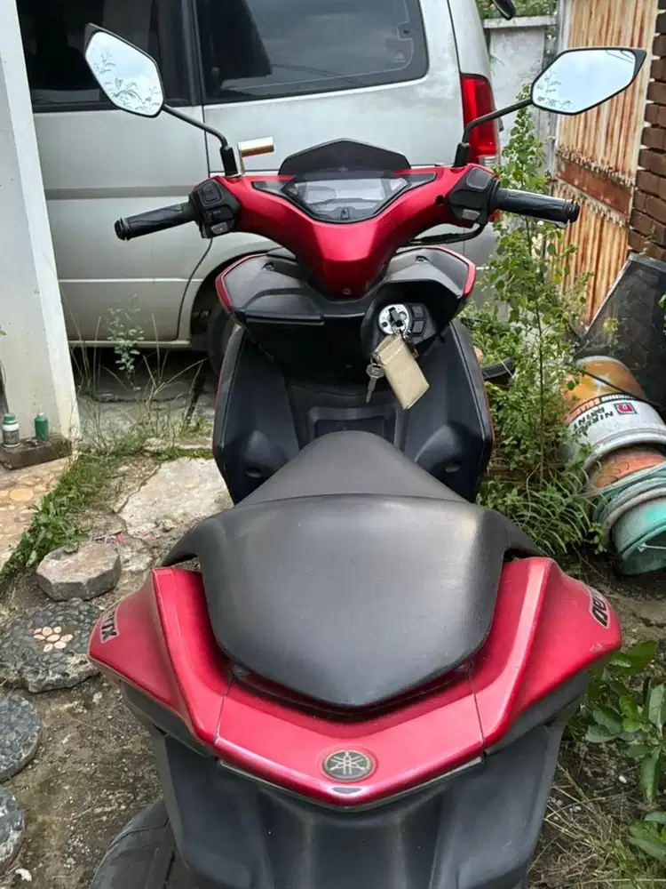 Dijual yamaha aerox 2017 merah plat B depok
