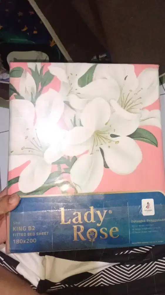 Sprei internal lady rose