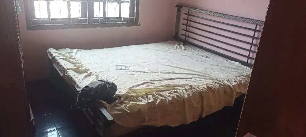 Ranjang Besi bagus kokoh dan kekar