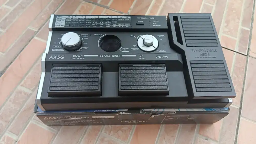 MultibEfek gitar Korg AX5G 2nd