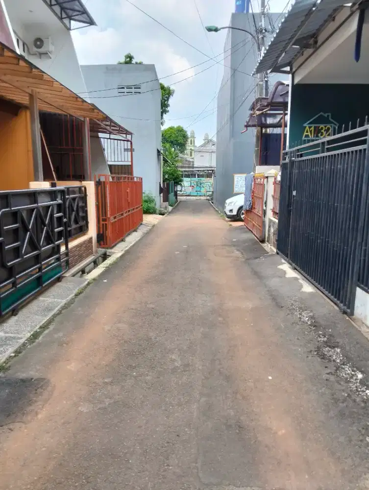 Di sewakan rumah furnished