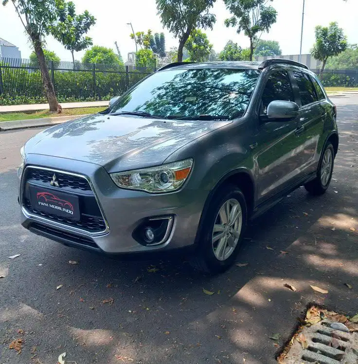 mitsubishi outlander gls 2.0 matic 2016 mobil ganteng