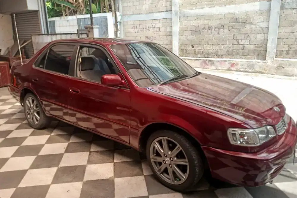 Toyota Corolla 2000 Bensin