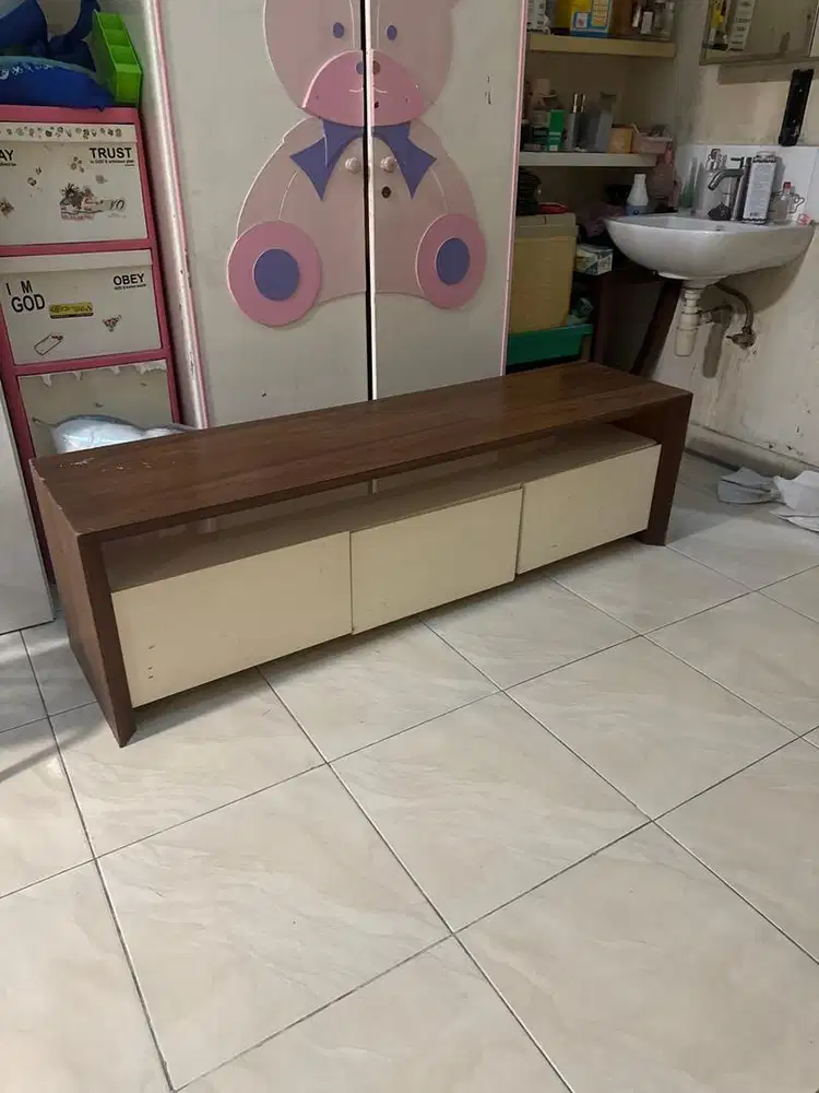 Meja Tv informa 150x40x40