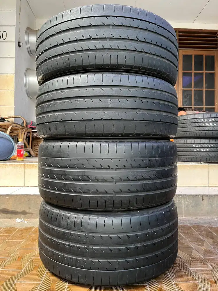 Ban Yokohama Advan Sport 275 35 r20 & 245 40 r20 4Pcs