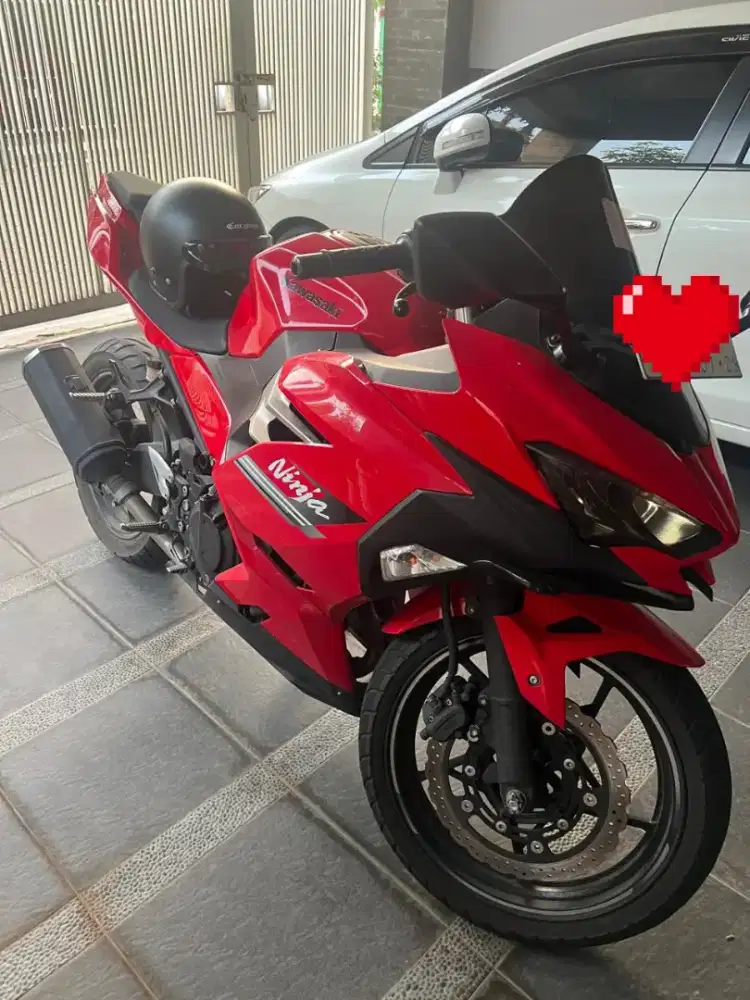 Kawasaki Ninja 250 milik pribadi plat nomor cantik