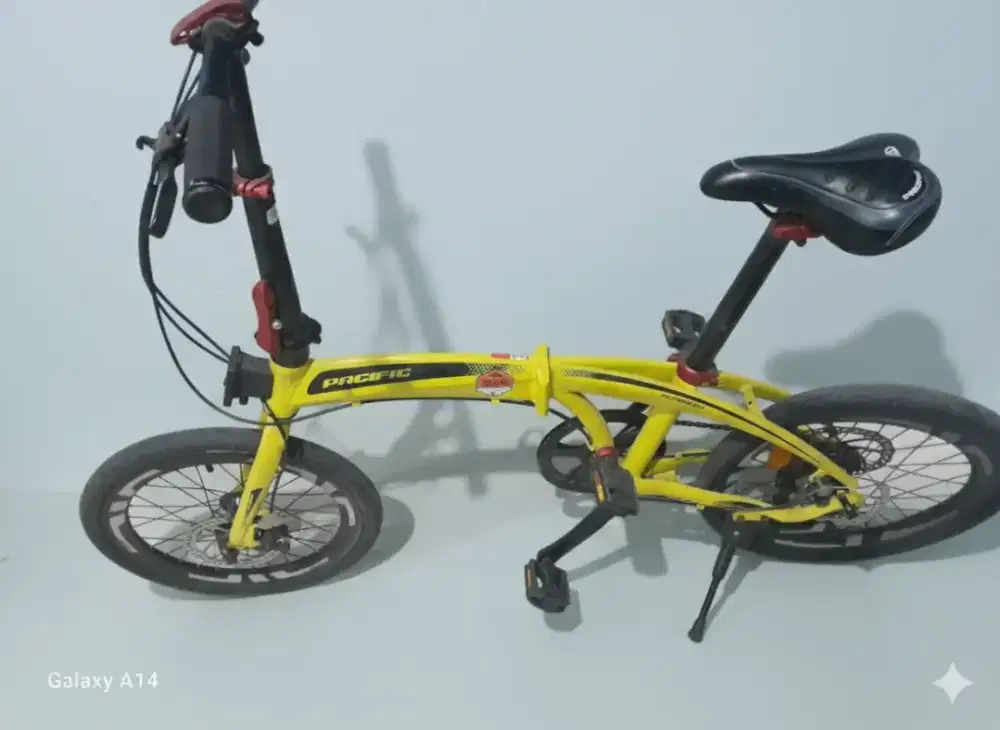 Dijual sepeda lipat pasific noris 2.1