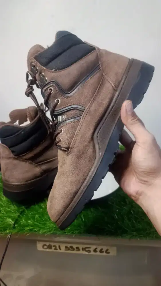 rugged outback hikking boots angkle second best condition Shoes