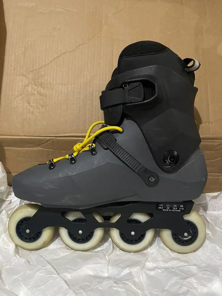 Jual Sepatu Roda Rollerblade Twister Edge