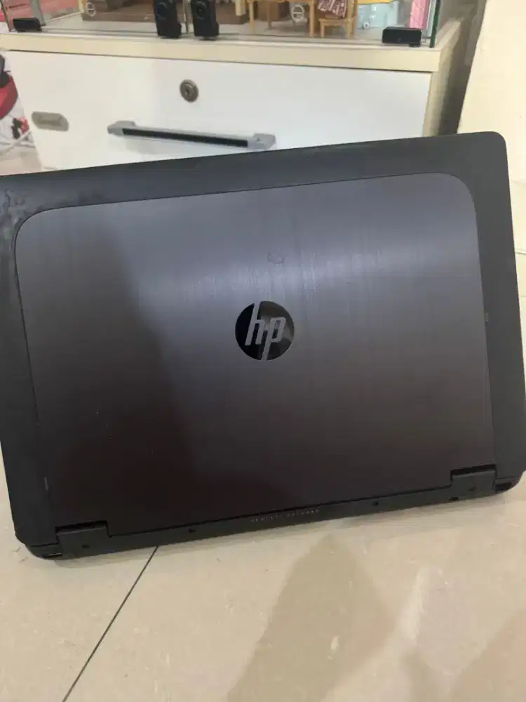 Laptop ZBOOK i7 gen 4 ram 16gb chip quadro