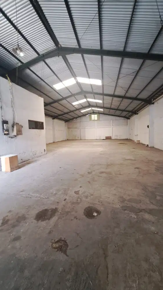 DISEWAKAN GUDANG DI CIBADUYUT BANDUNG