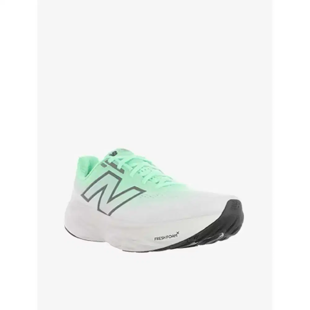 Dijual cepat Sepatu New Balance Fresh Foam