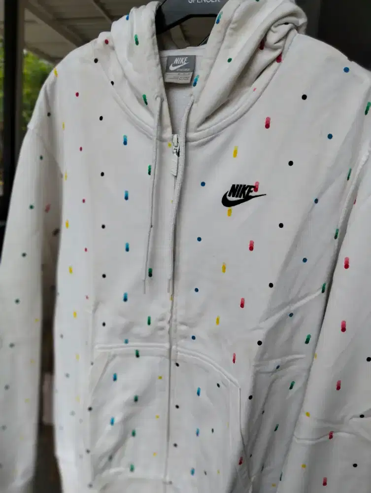 Jacket hoodie Unisex - Nike Authentic
Preloved