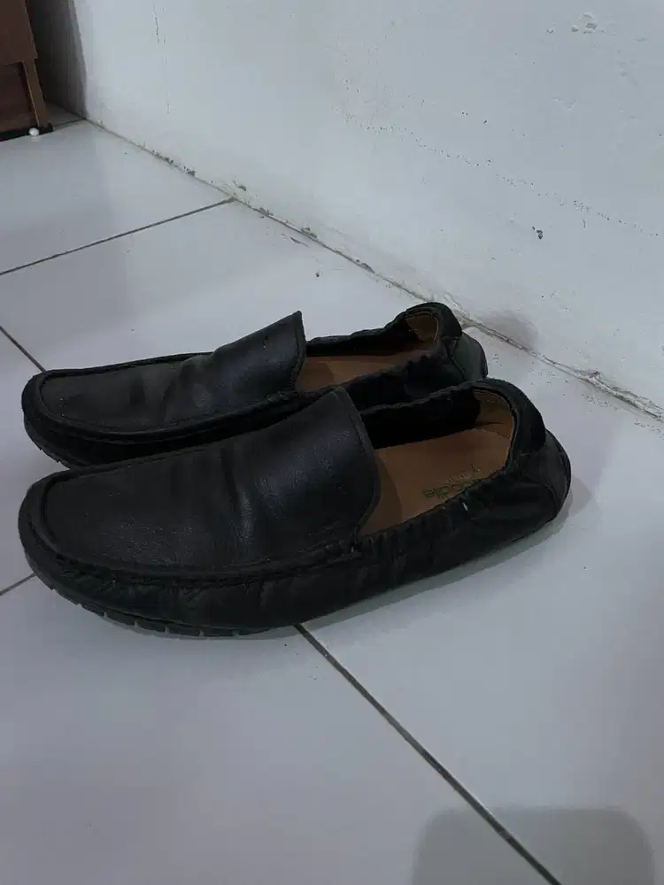 Sepatu Crocodile ORIGINAL Warna Hitam