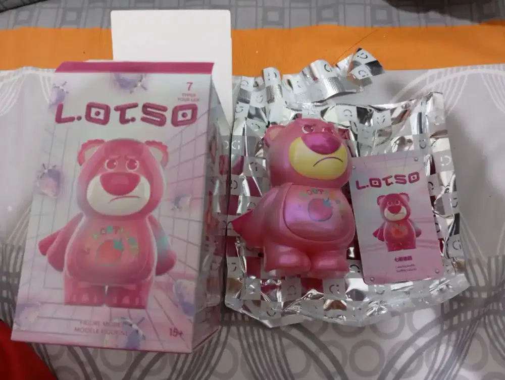 Figure Model Lotso x Miniso