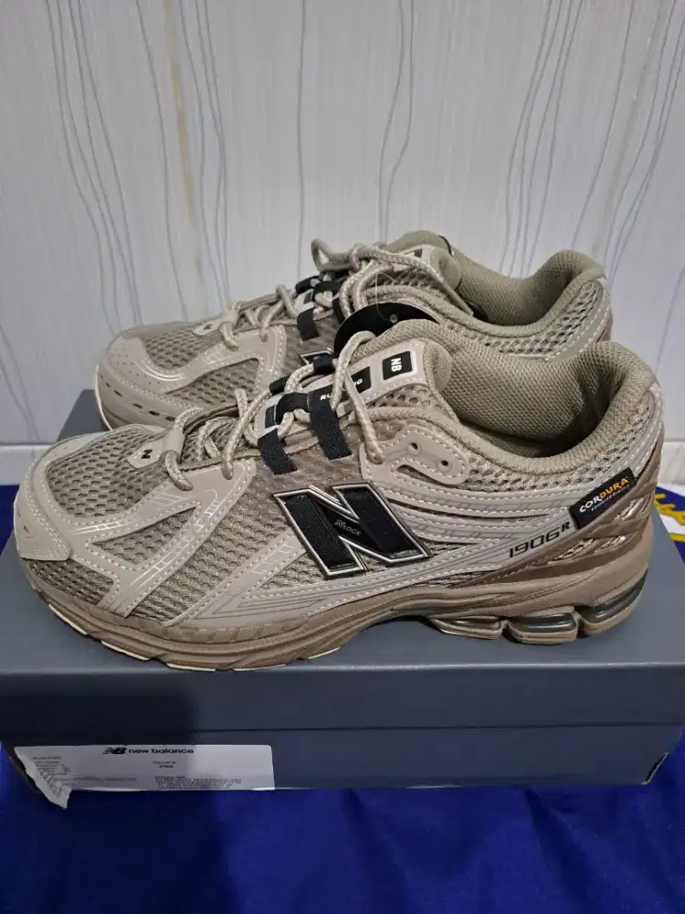 NB / New Balance 1906R Arid Stone GS ( 100% autenthic ) size 40