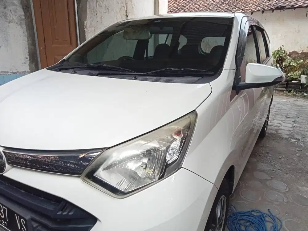 Sigra R Manual 2017