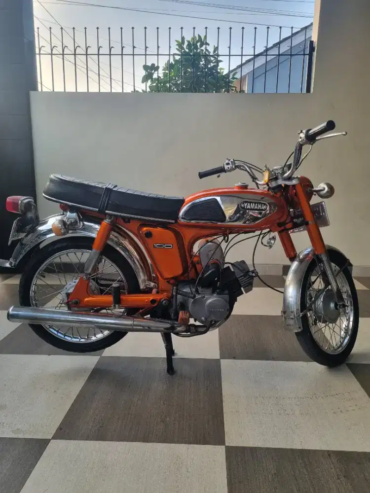 Yamaha Klasik Classic Antik L2S Tahun 1977