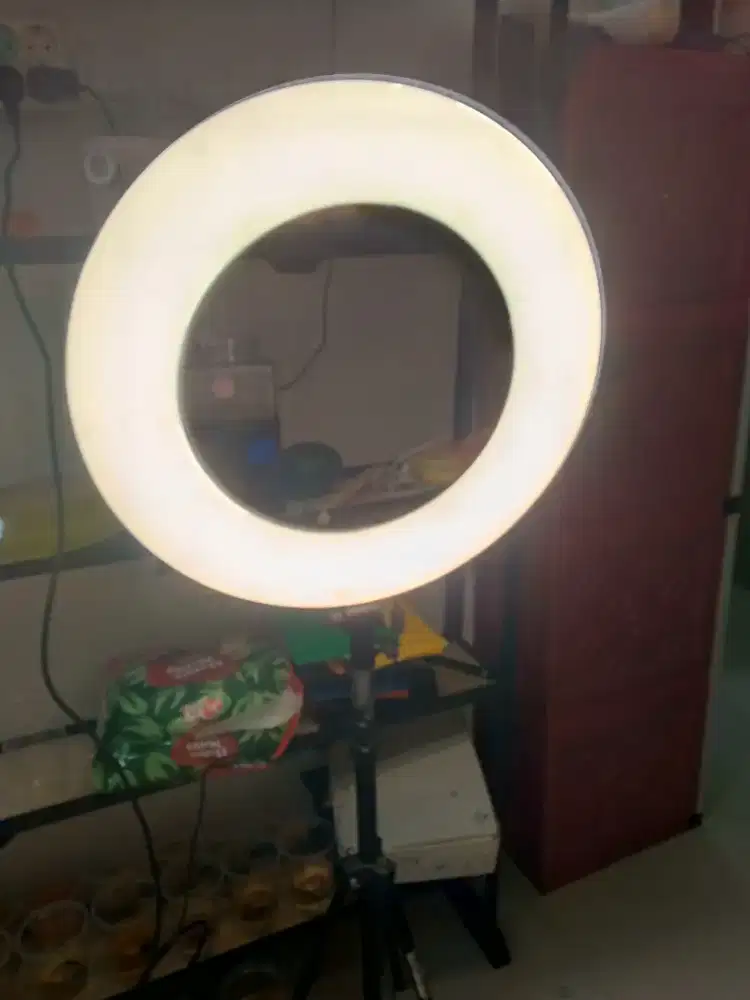 Di Jual Lampu Ringlight VILTR x VL 600T untuk konTen creator