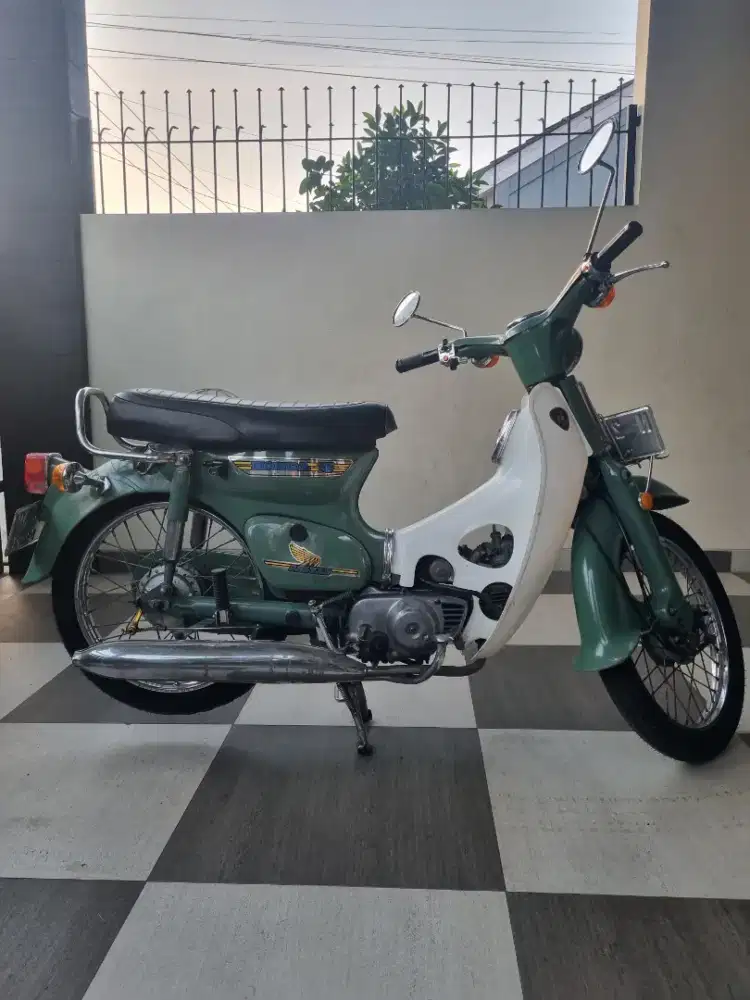 Honda C70 Tahun 1975