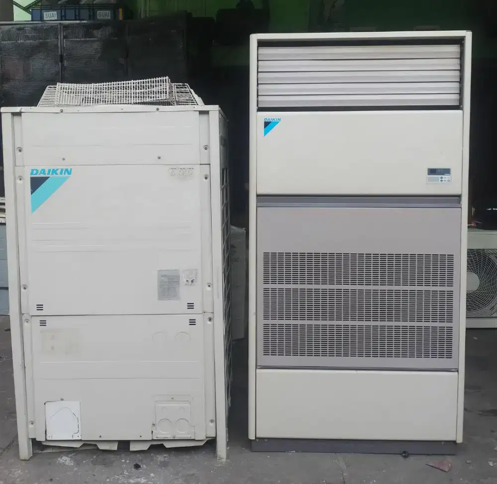 AC Standing Floor  Daikin 8 PK R 410 second