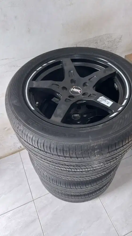 Jual Ban Yokohama dan Velg HSR Pente R18 5x114