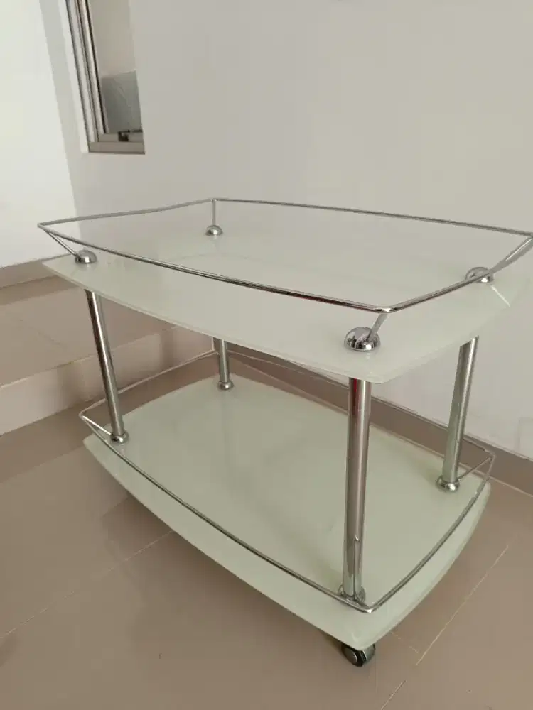 AESTHETIC TEMPERED GLASS WHEELS RACKS