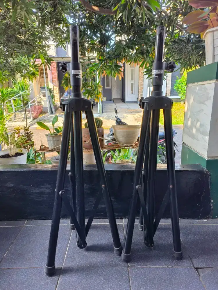 Speaker Stand Merk Jefferson