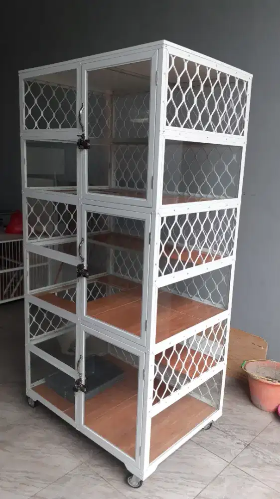 Kandang 3 pintu mewah