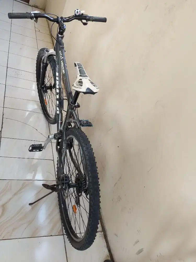 Sepeda gunung MTB united
