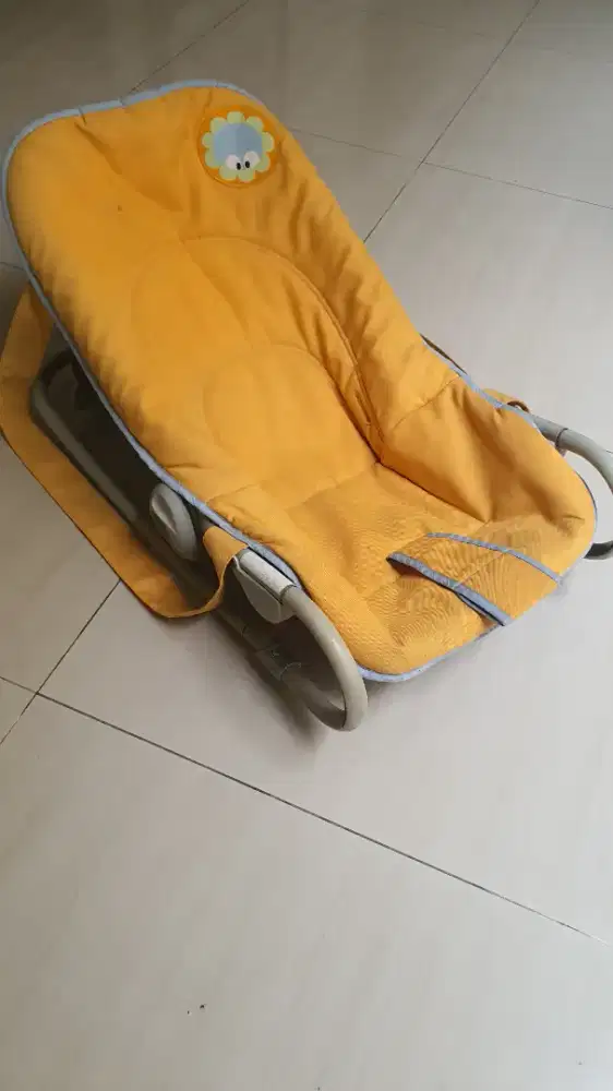 Chicco kursi ayun tidur makan bayi baby bouncer