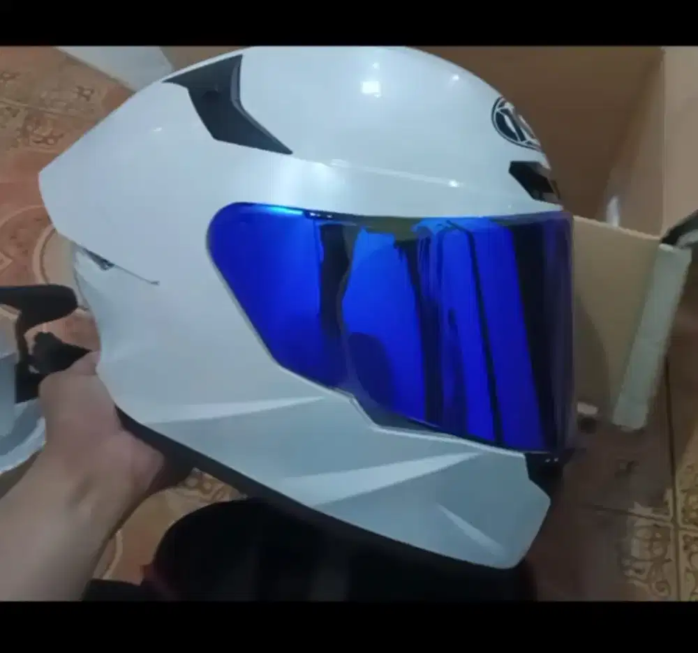 Harta Karun - Helm KYT TT COURSE warna putih glossy | Bekas rasa baru